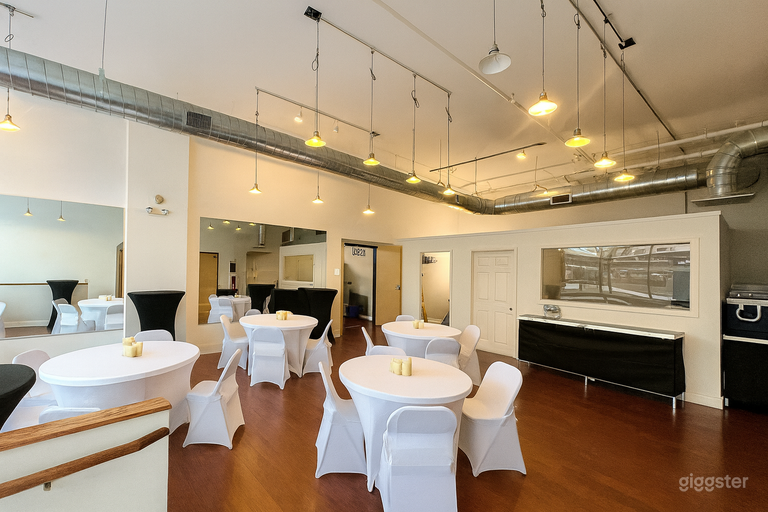  Modern Space for Meetings, Mixers & More 