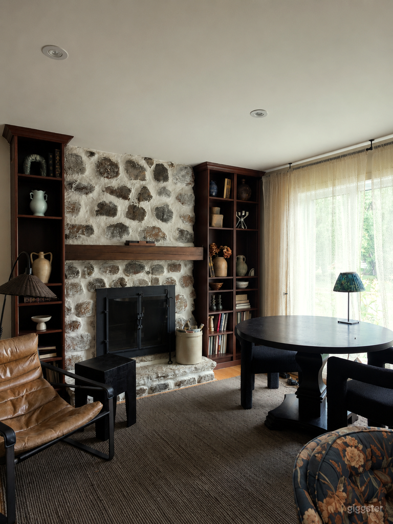  Modern Cottage In The Laurentians 