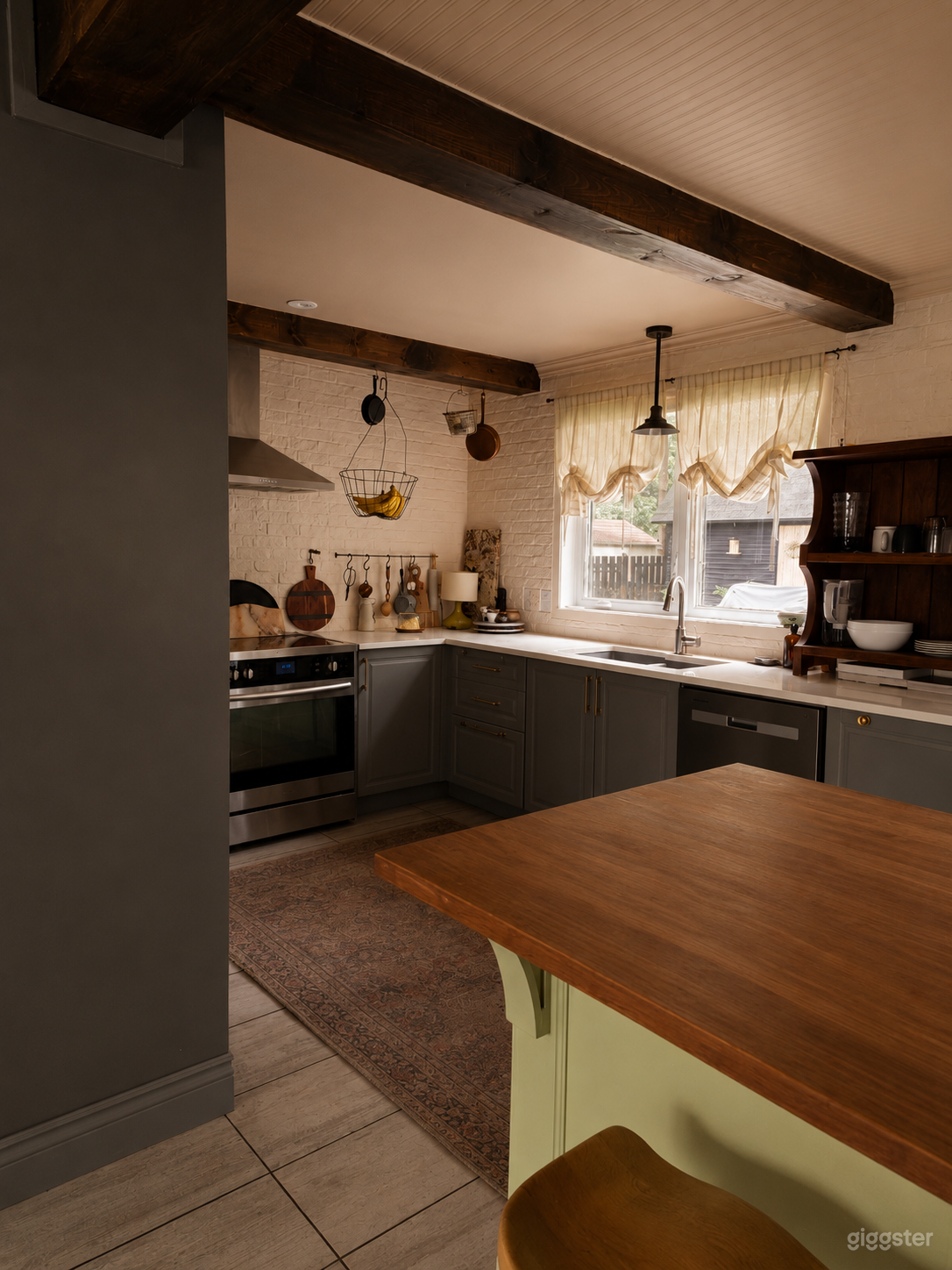 Photo de Cottage moderne dans les Laurentides 2