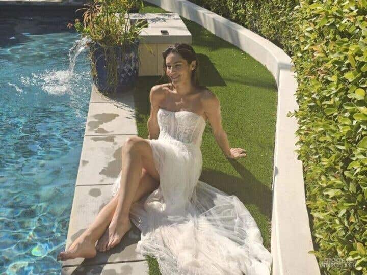 Resort-Style Pool and Setting in Orange County Photo 2