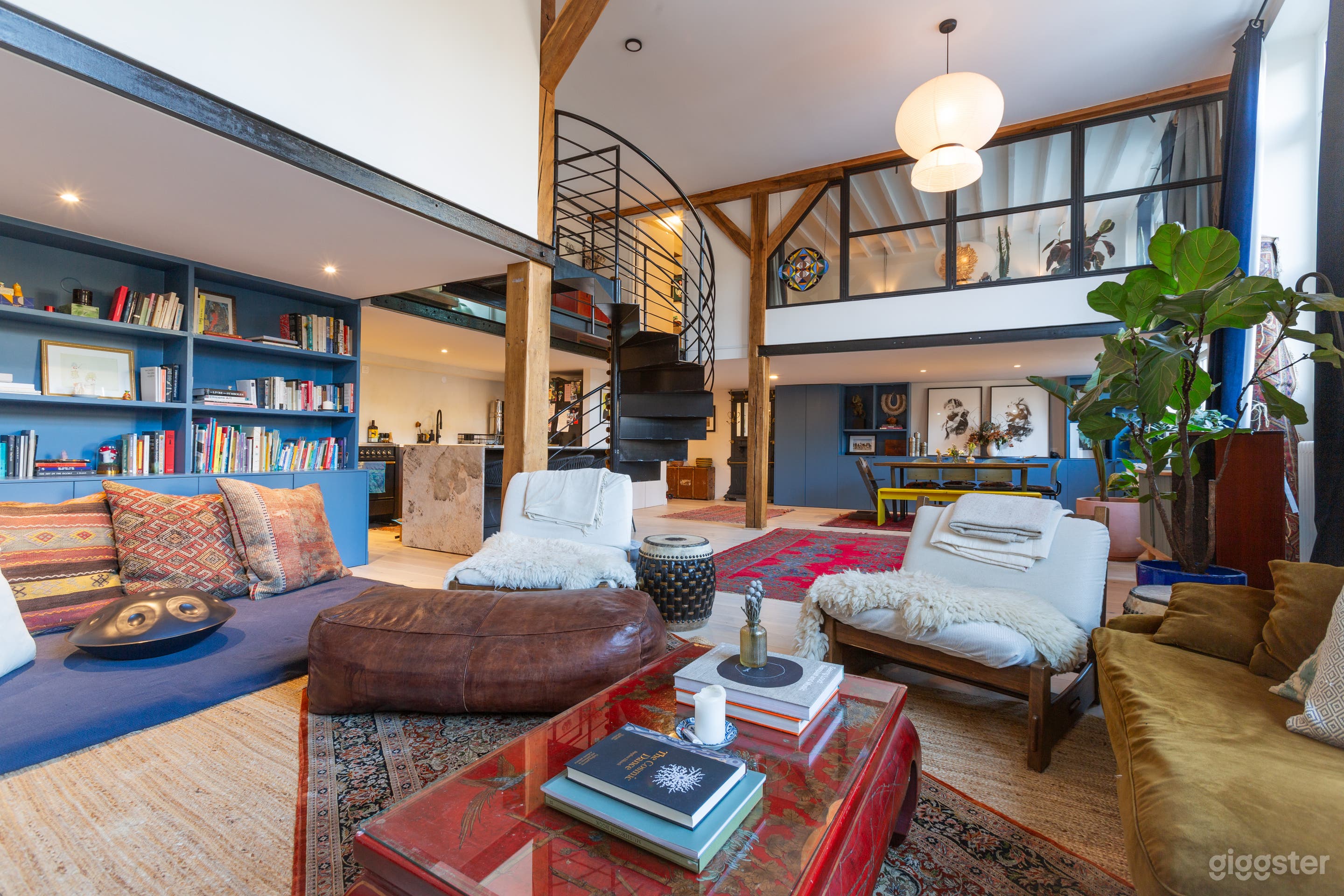 Bright &amp; well-decorated Parisian loft Photo 1