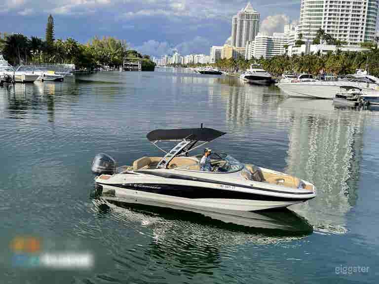  CROWNLINE E 26XS Boat 