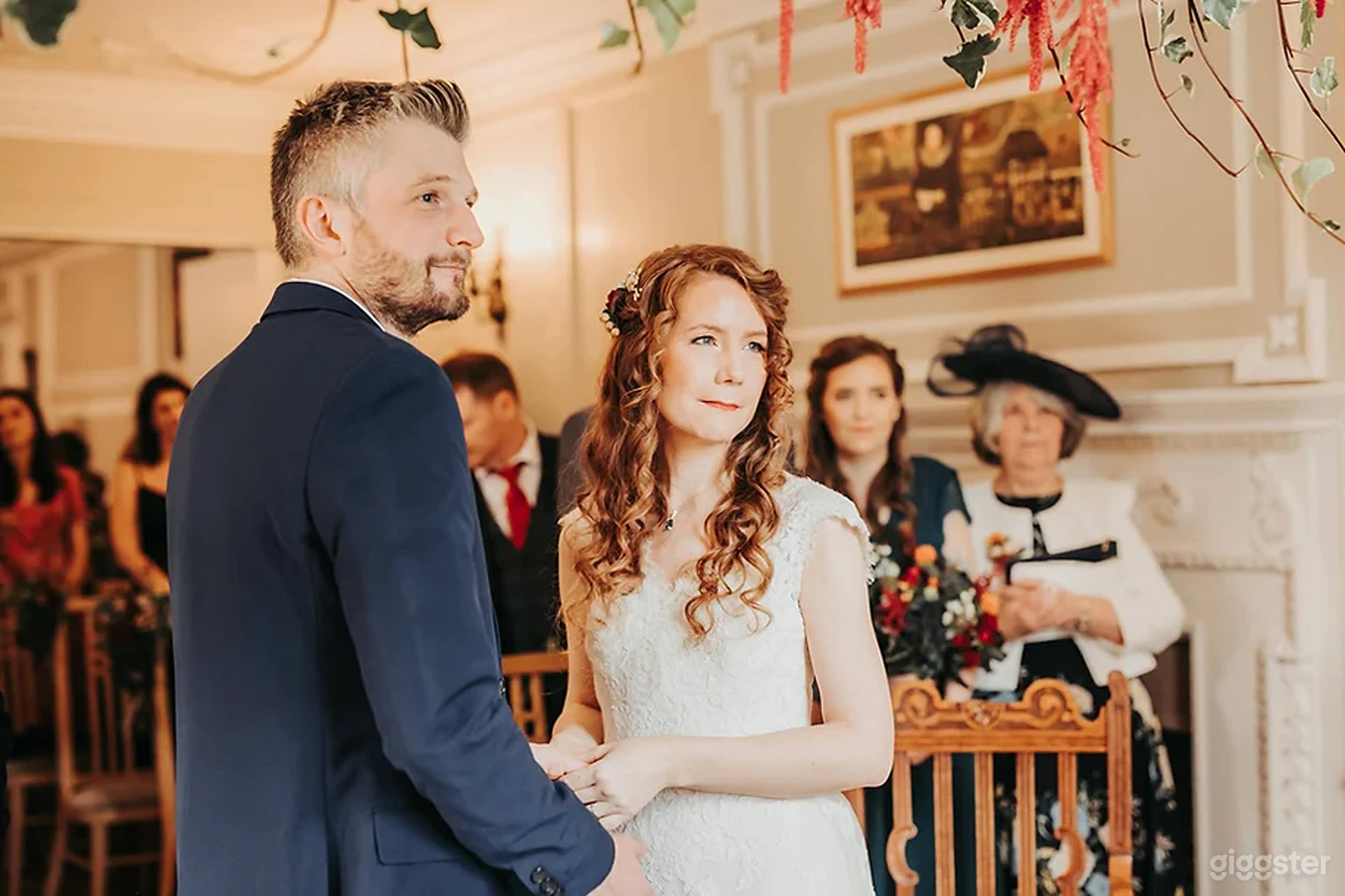 Long Ceremony Room Photo 3