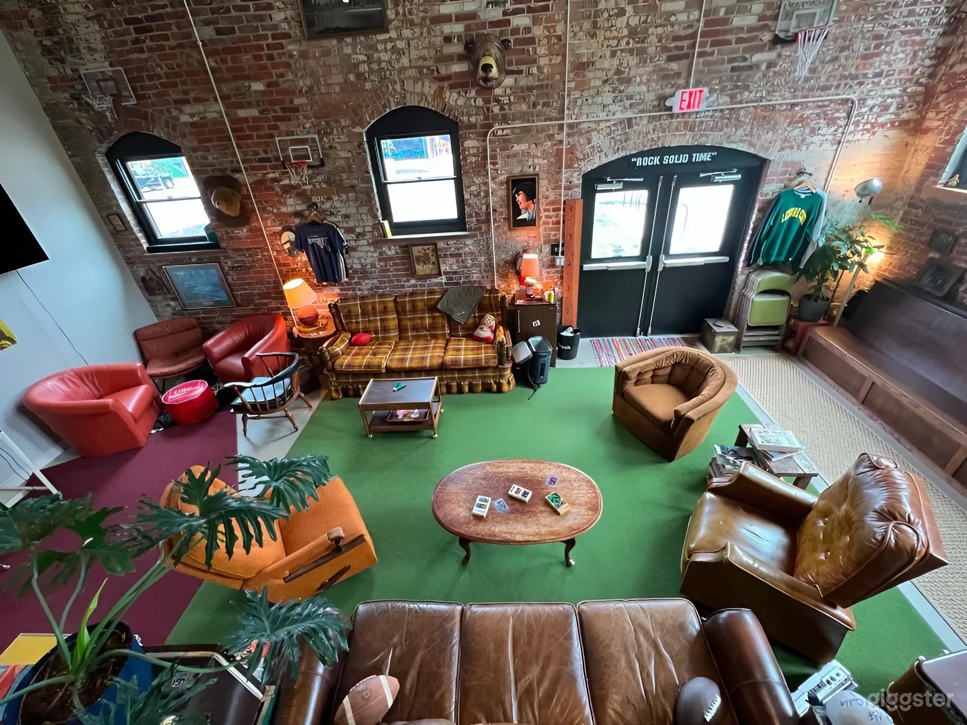 Versatile Private Event Space with Lounge, Bar & Games Photo 2