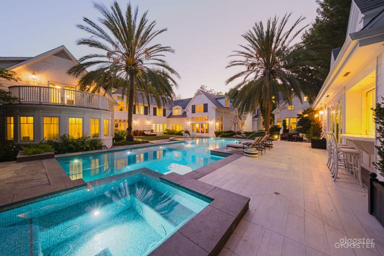  PALM SPRINGS OF BEVERLY HILLS/POOL 