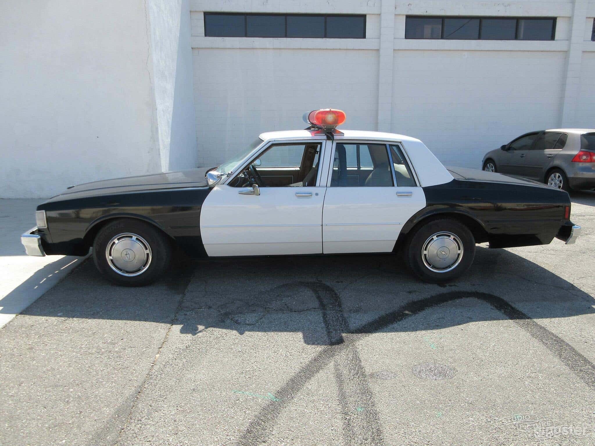 Chevrolet Caprice Police Car | Studio Picture Vehicles Photo 2