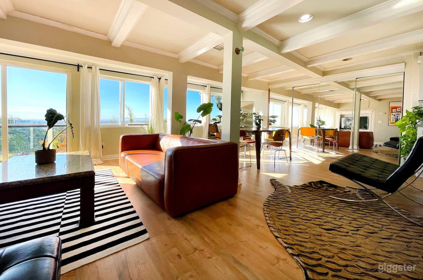 Hollywood Hills expansive views Photo 3