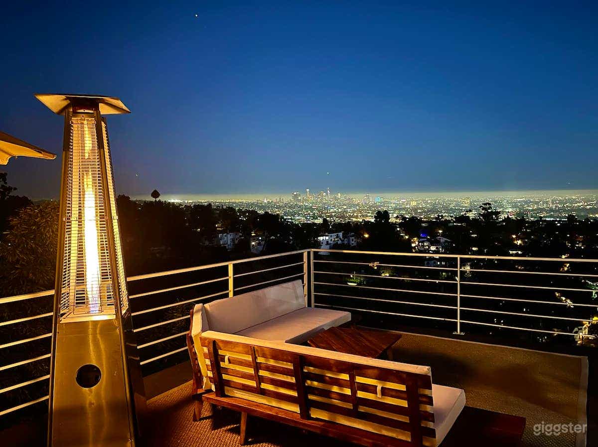 Hollywood Hills expansive views Photo 1