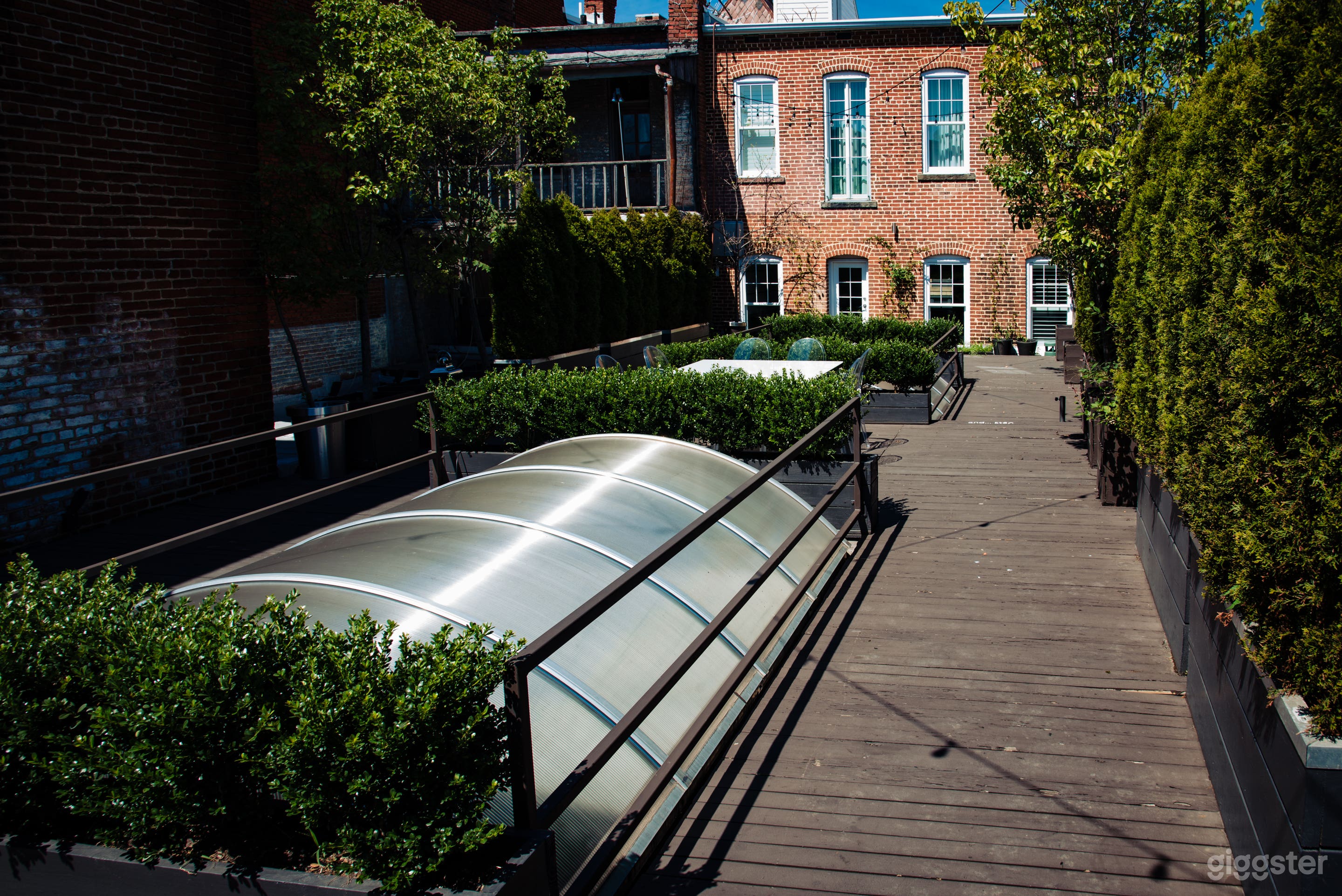 Fathom Gallery Photo 2