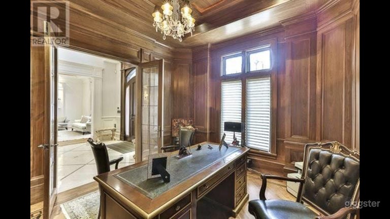  Open Space High Ceiling Bright House 