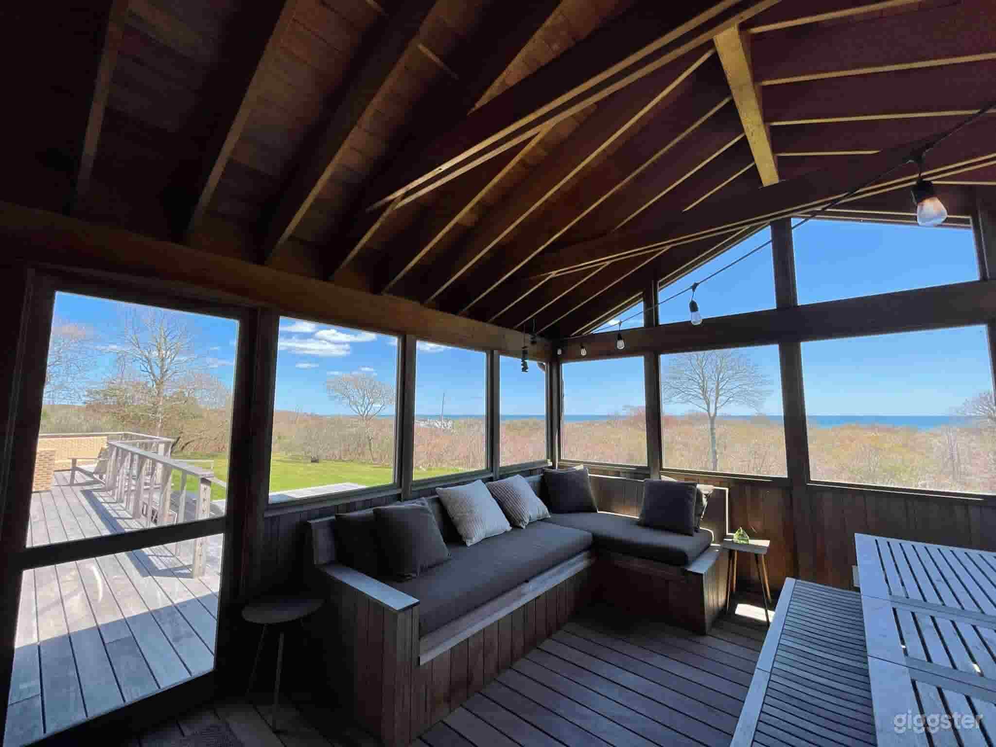 Tasteful Ocean Views  Photo 2