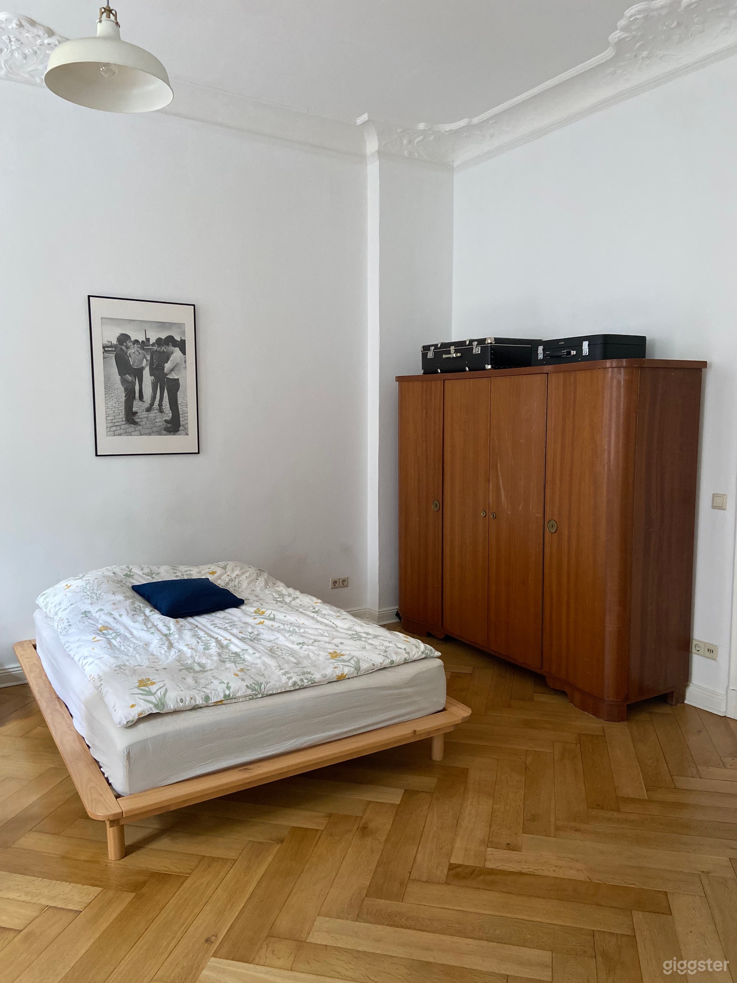Beautiful altbau Berlin apartment Photo 4