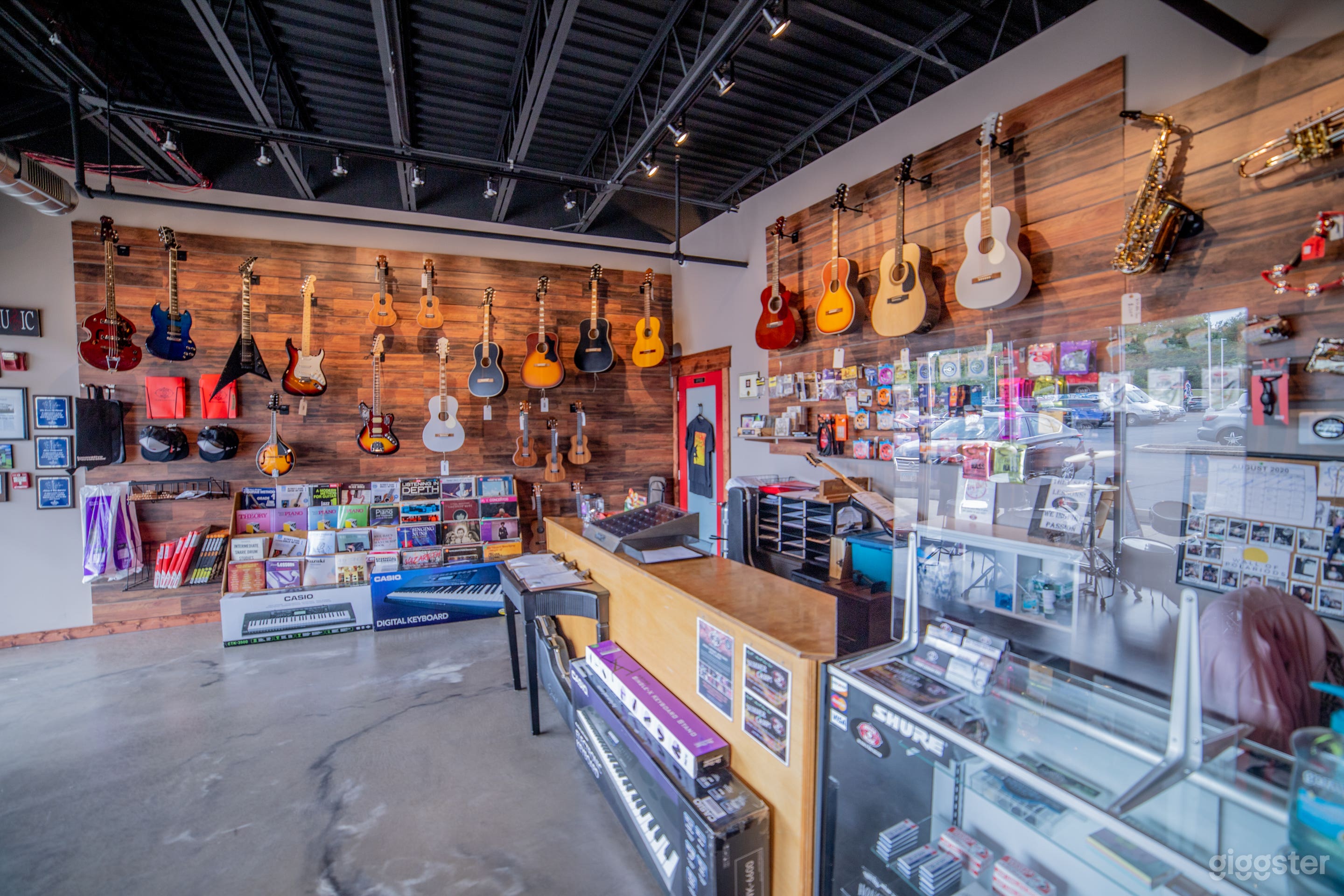 Multipurpose Music Studio Photo 3