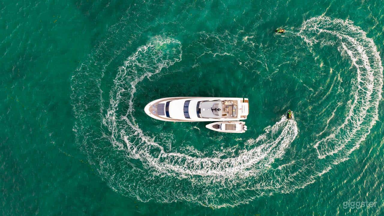 97Ft San Lorenzo Yacht Photo 2