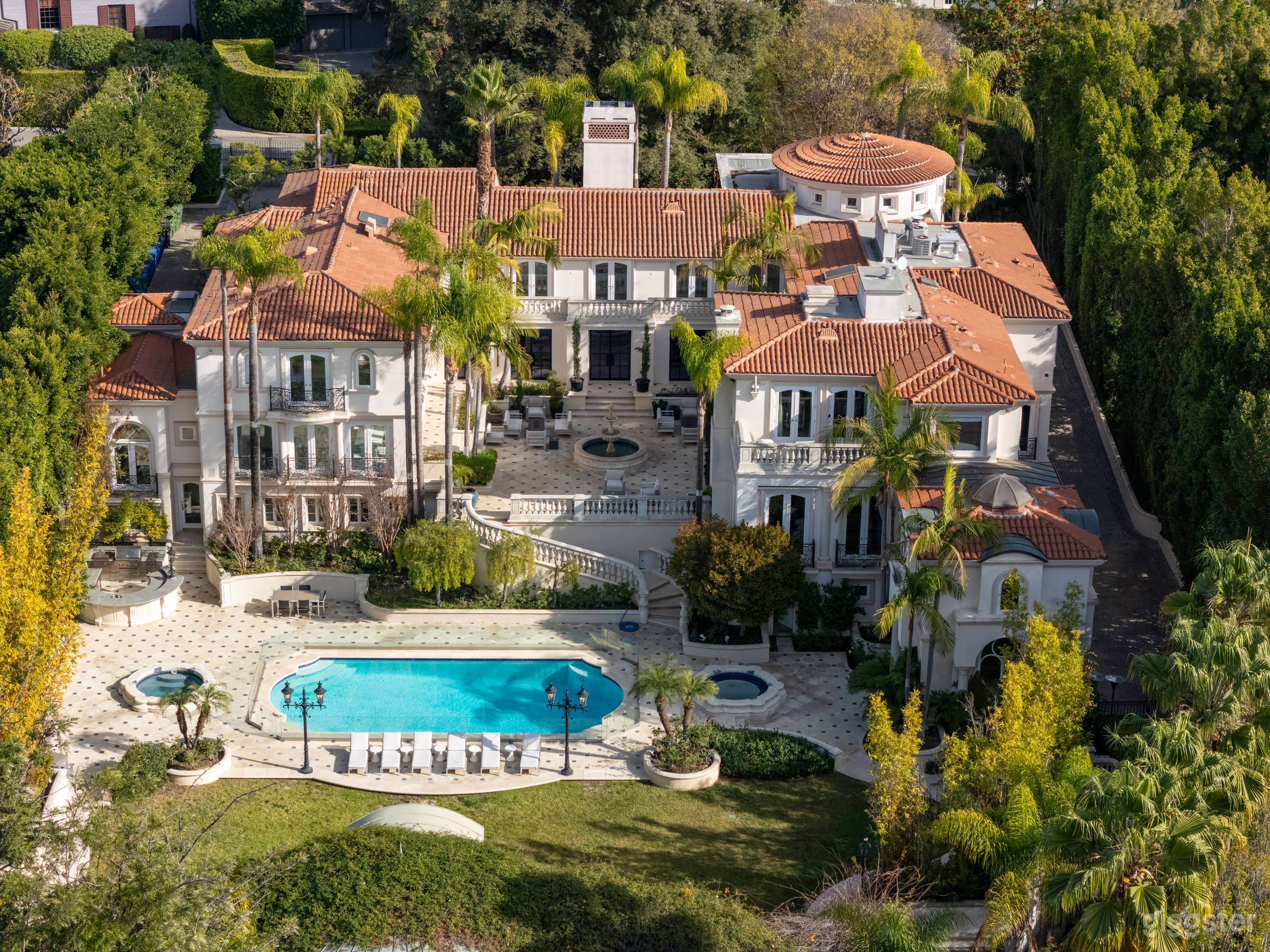 Villa Martinique - Massive Grounds Photo 1