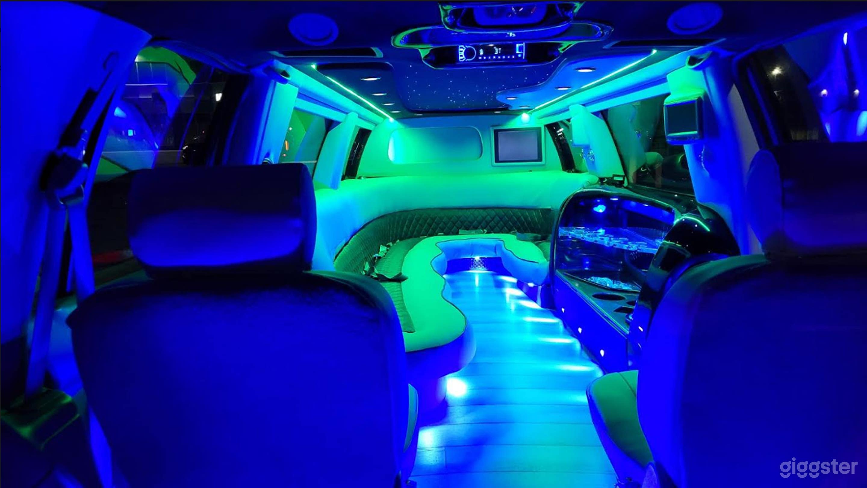 Top-Tier Limousine Photo 3