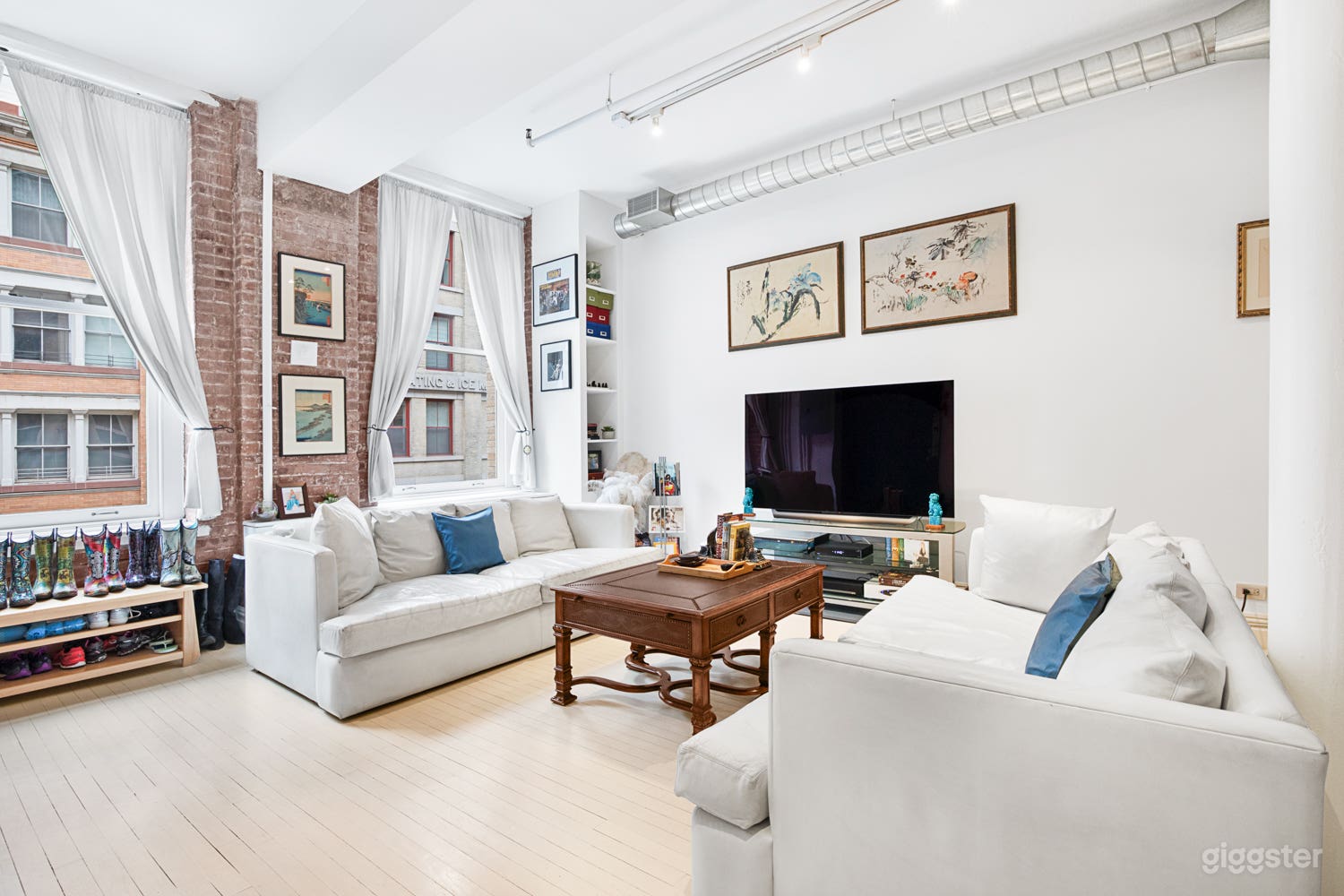 Chic &amp; Stylish Tribeca Loft Photo 3