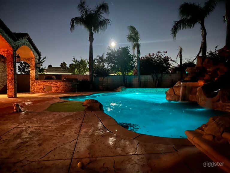  Private Pool Oasis for Filming & Relaxation 
