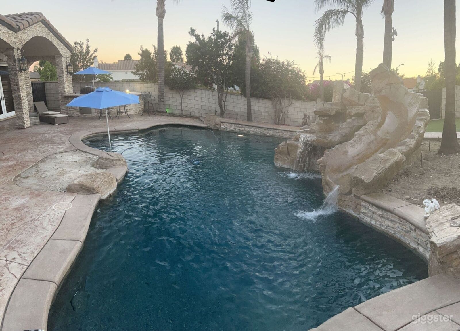 Private Pool Oasis for Filming &amp; Relaxation Photo 2