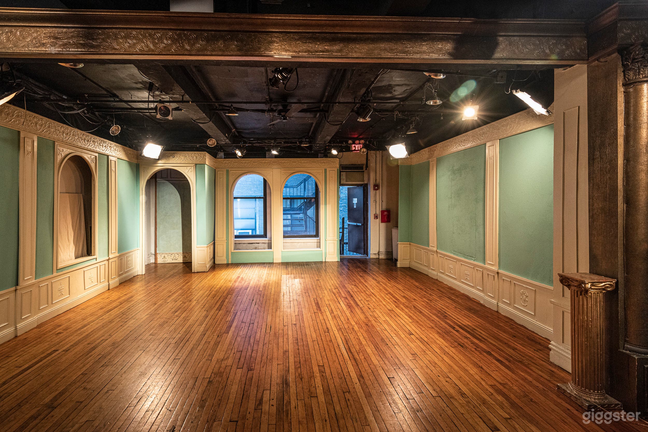 Black Box Theatre &amp; Studio Space Photo 4