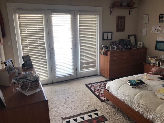 Victorian-inspired townhome Photo 3