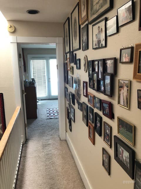 Victorian-inspired townhome Photo 2