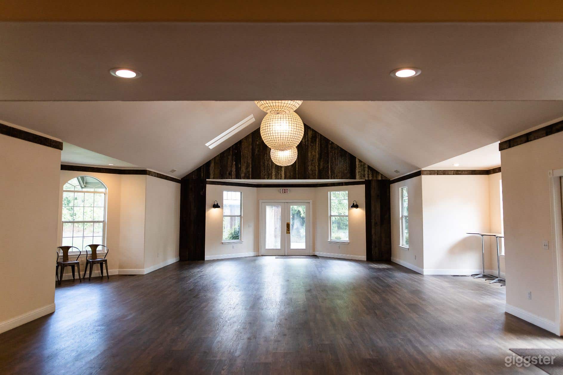 Grand Ballroom and Bar in California Wine Country Photo 2