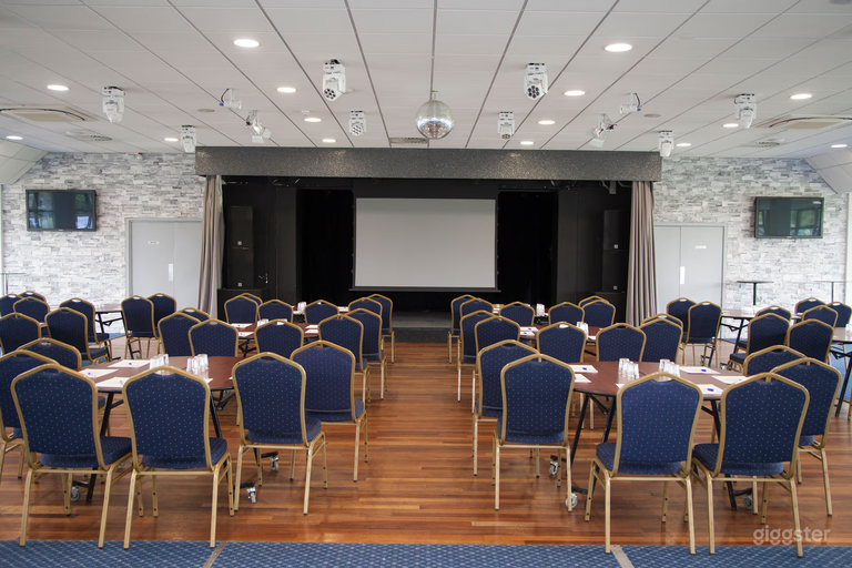  THE BALLROOM 