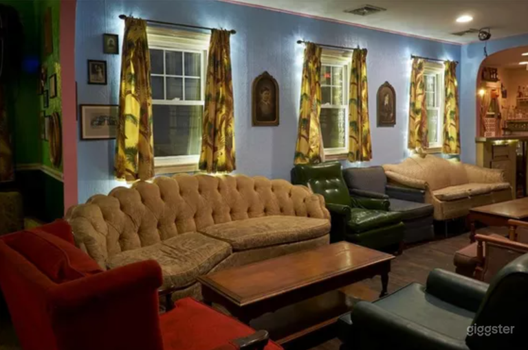  Approachable, No-Frills Neighborhood Corner Bar 