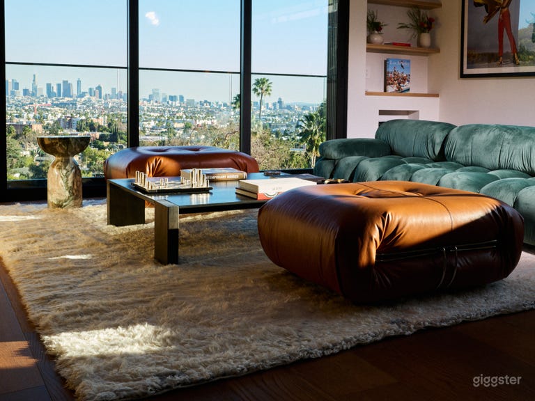  Hollyridge Mountain Dream 