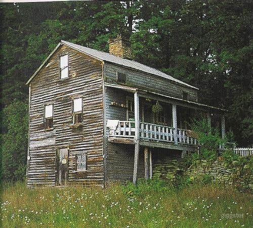 Rustic rural farm: Location 4139 Photo 1