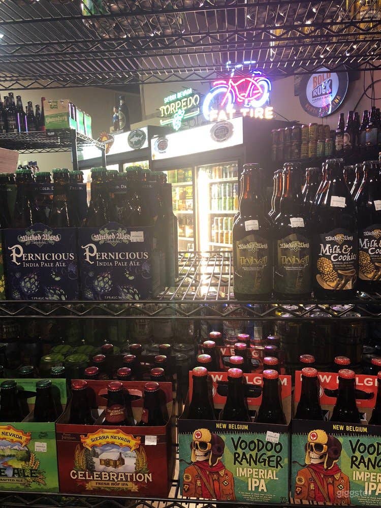  Tienda de Vinos Chic en Asheville 