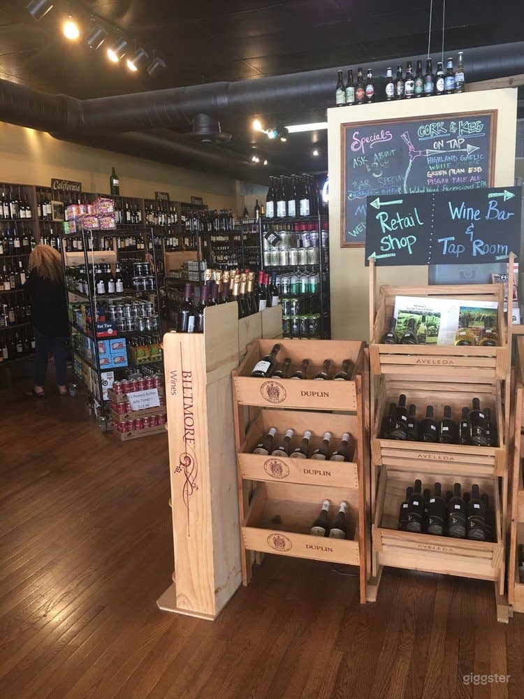  Tienda de Vinos Chic en Asheville 