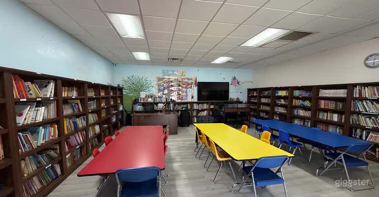  Colorful Children's Library 