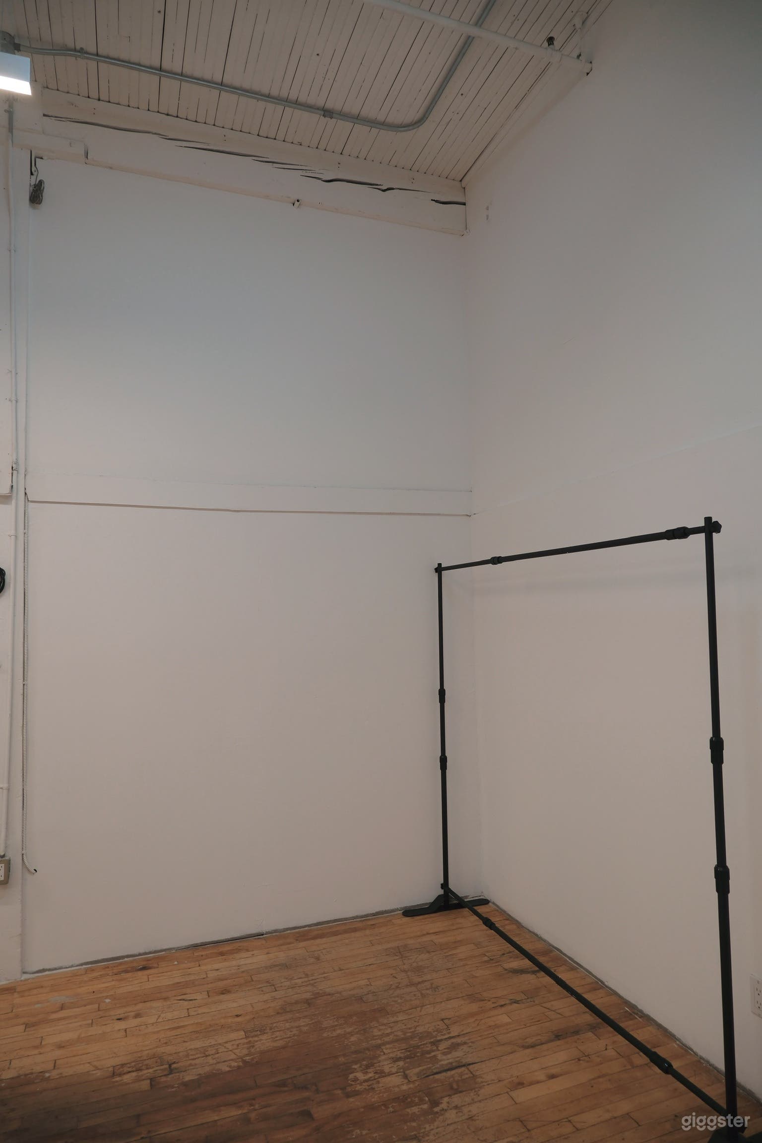 East-End Toronto Loft Set for Film, Photo & Brand Conten Photo 4