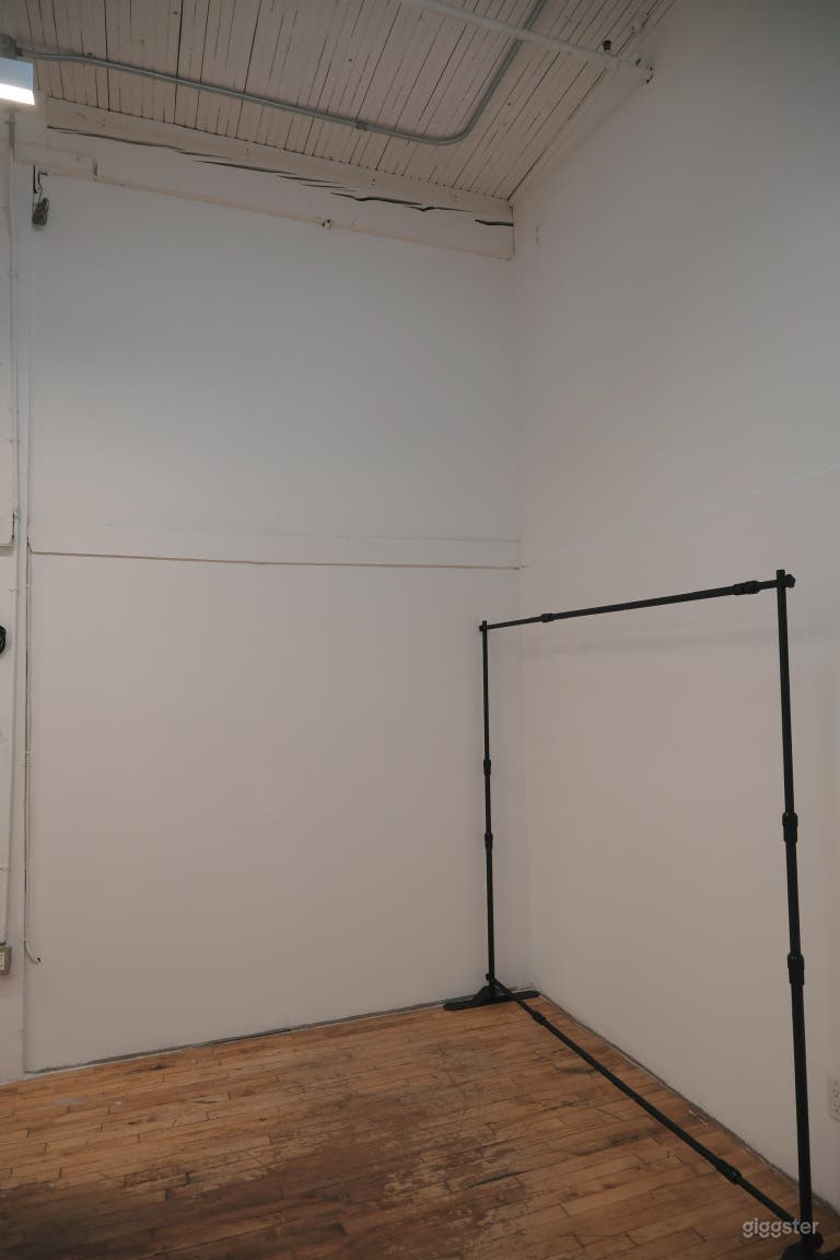  East-End Toronto Loft Set for Film, Photo & Brand Conten 