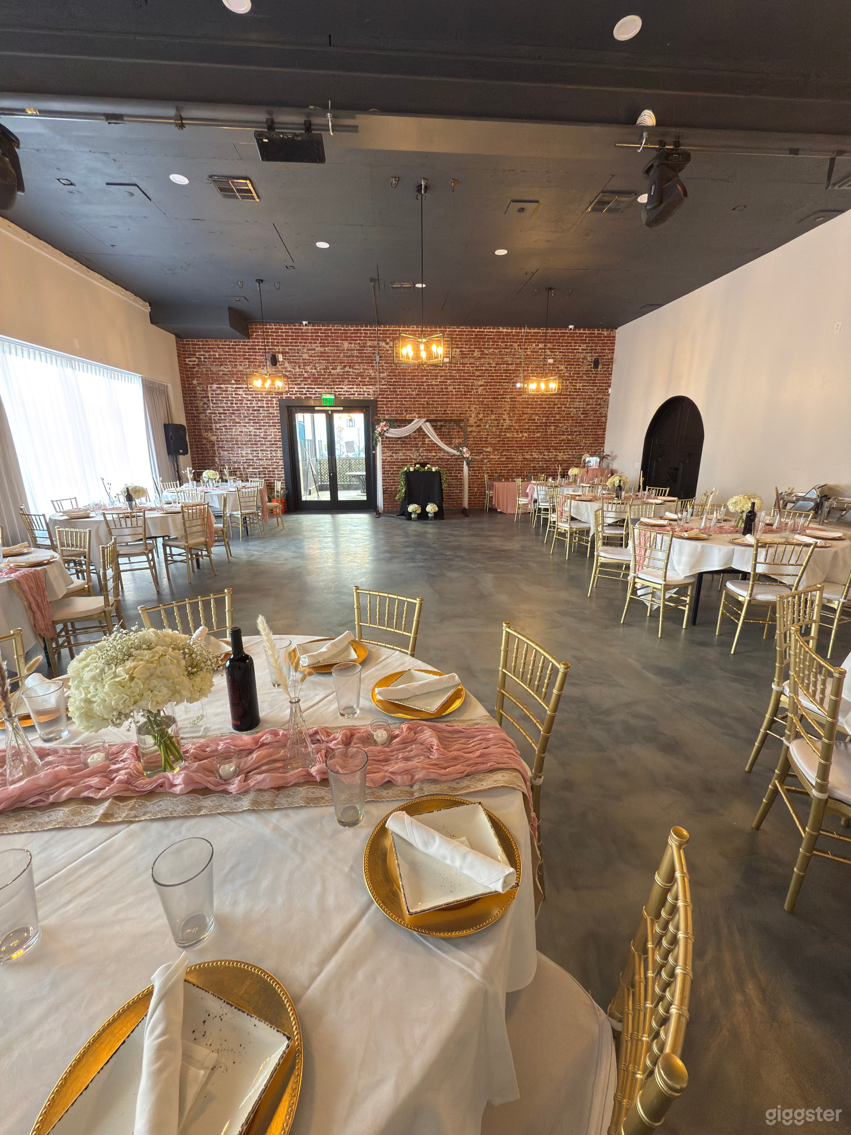 Elegant Private Dining &amp; Event Space Photo 2