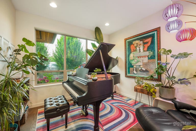  Modern & Light Home with Unique Spaces 