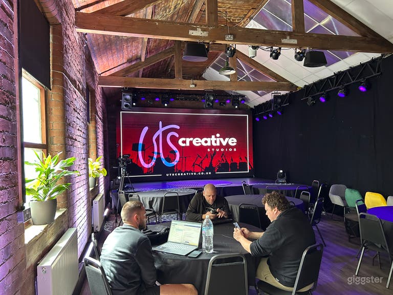  Creative Studio in historic, industrial mill with LED Wall 