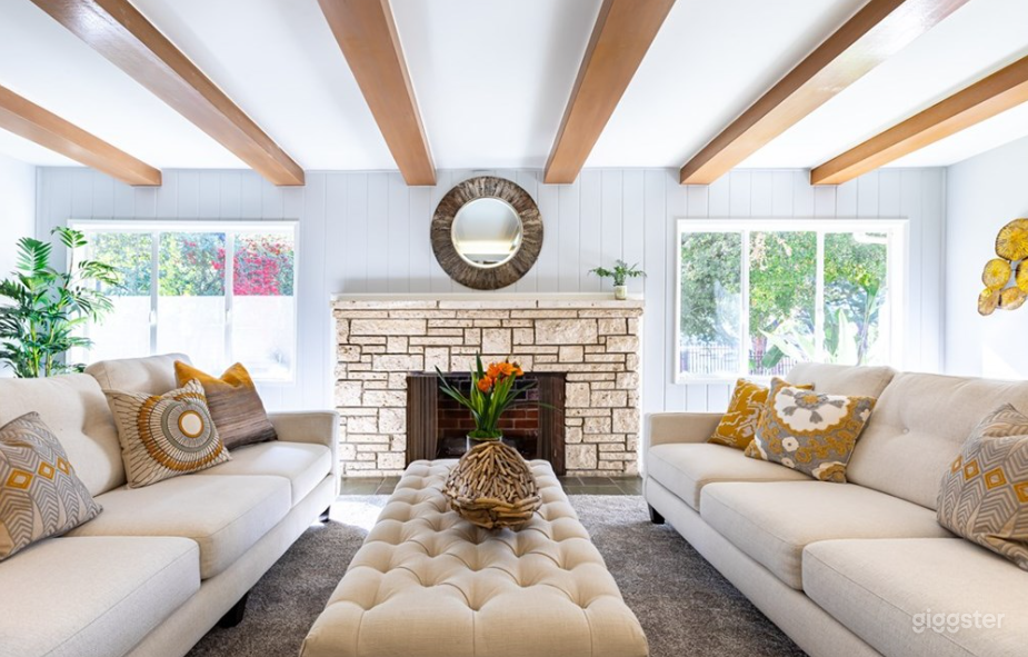 Gorgeous Encino Home Photo 3