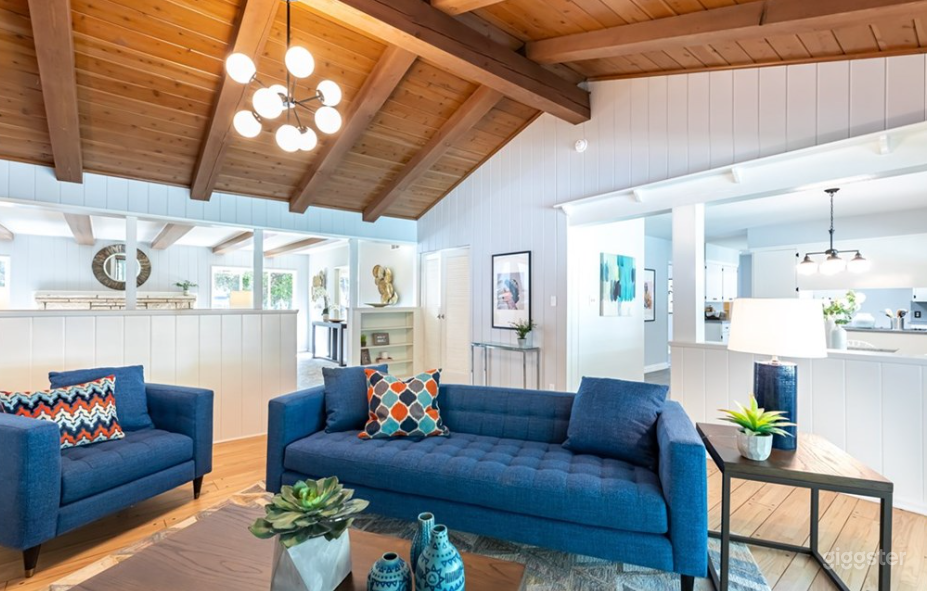 Gorgeous Encino Home Photo 1