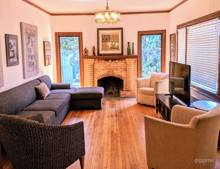  Ultra Private, Nicely Furnished Craftsman House 