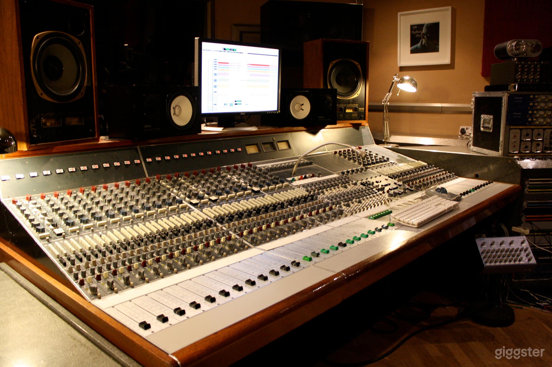 Vintage Recording Studios Photo 1