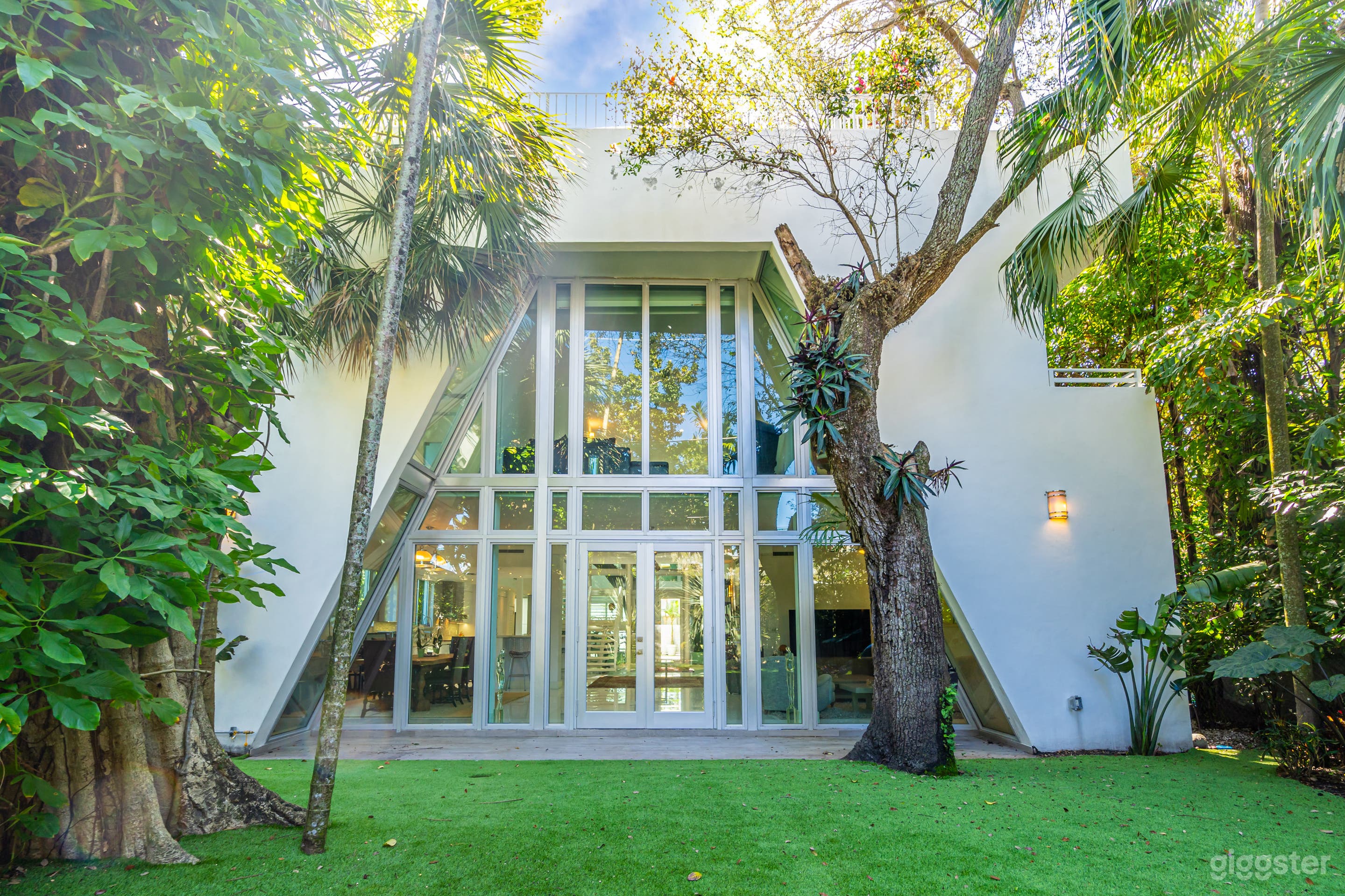  Miami Modern Villa Tropical Rooftop Pool Oasis Photo 2