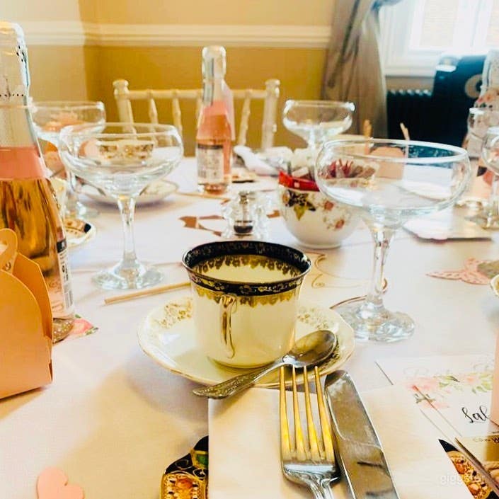  Cozy Cocktail Bar & Event Space in Liverpool 