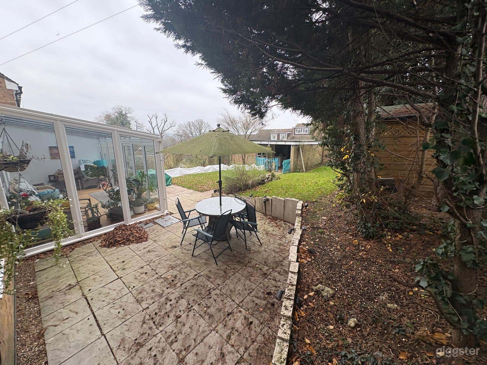 Private Home In Pinner Photo 1