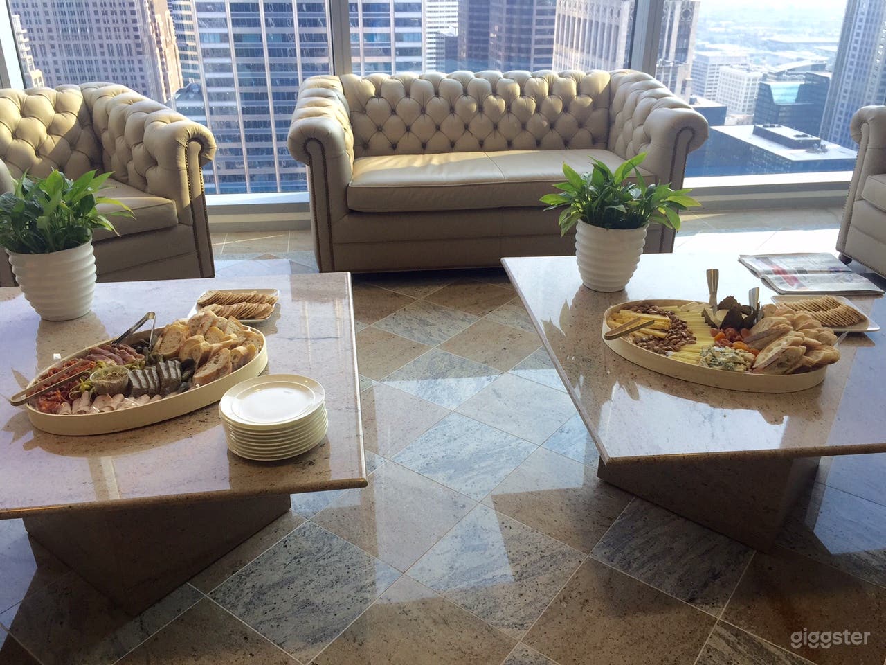 Servcorp 155 North Wacker Drive - Coworking, Office Suites &amp; Virtual Offices Photo 4