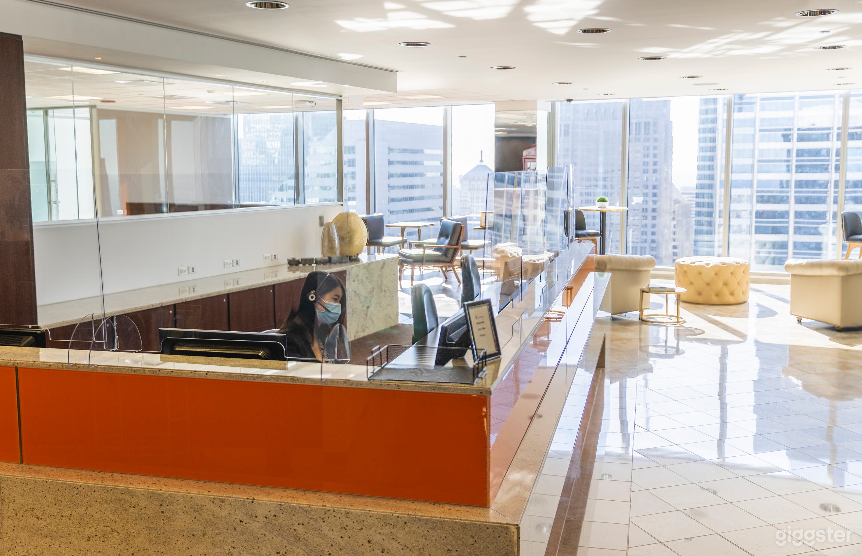 Servcorp 155 North Wacker Drive - Coworking, Office Suites &amp; Virtual Offices Photo 3