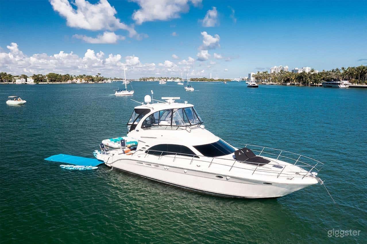 56' SEA RAY YACHT Photo 1