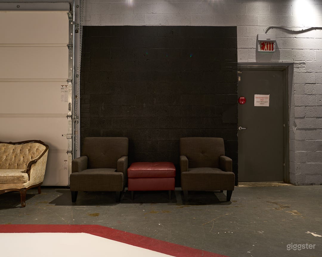 Studio C Ideal for photo shoots NO MUSIC VIDEOS Photo 2